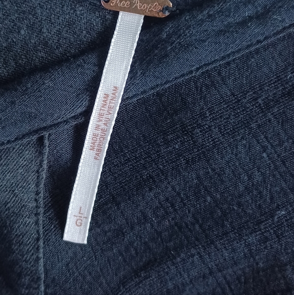 *SOLD*Free people oversized L tunic tee top - Picture 8 of 9